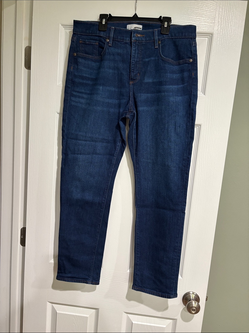 LOFT Women's  Navy Slim Straight Jeans. //.  Girlfriend